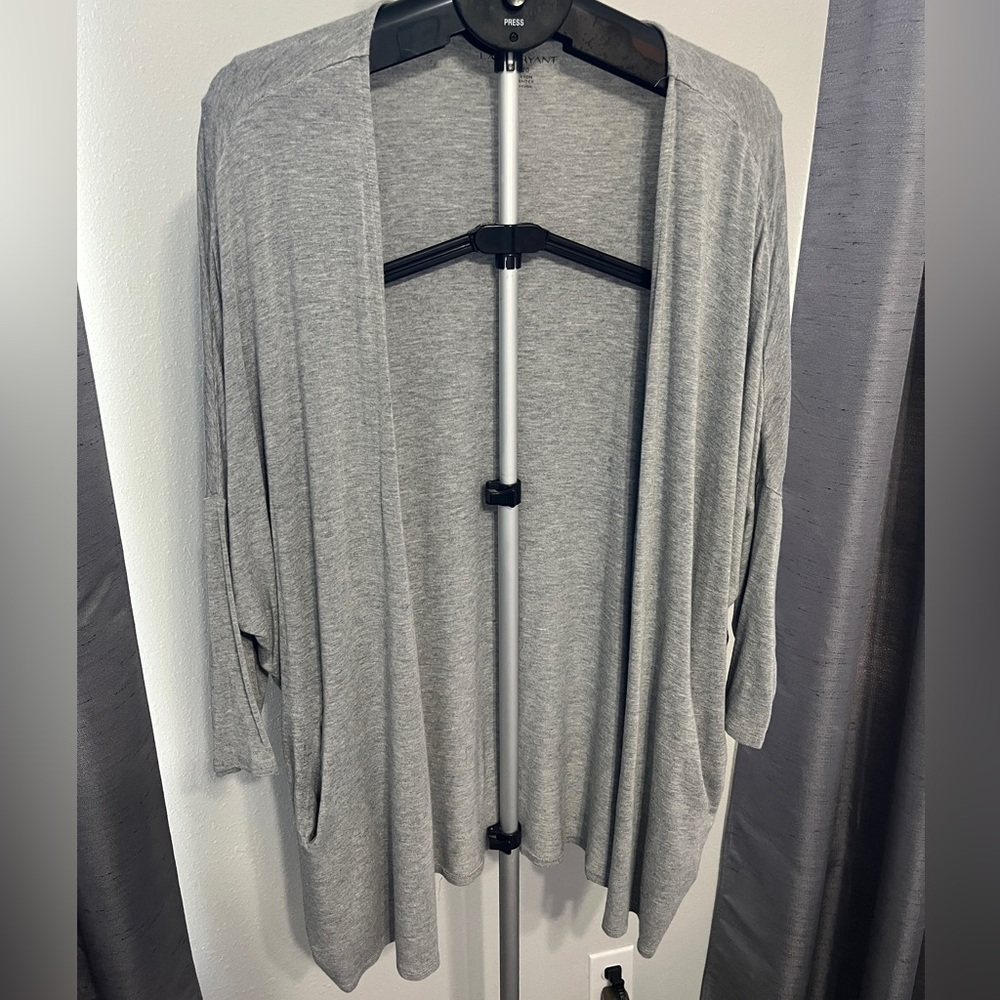Lane Bryant 18/20 Lightweight Cardigan with Pockets